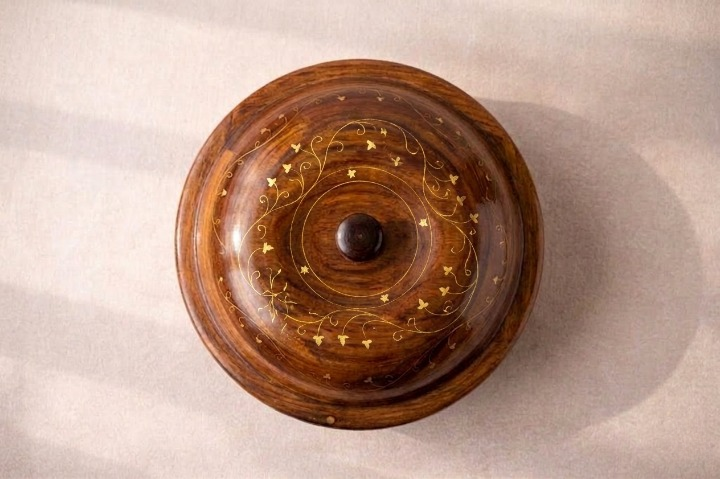 Handcrafted Brass Inlay Hotpot – Insulated Steel Inner