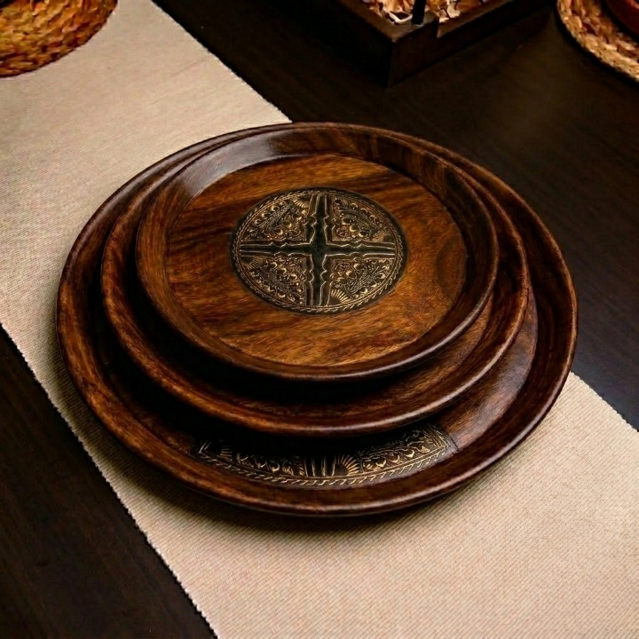 Wooden Naqshi Plate Set – Set of 3 Plates