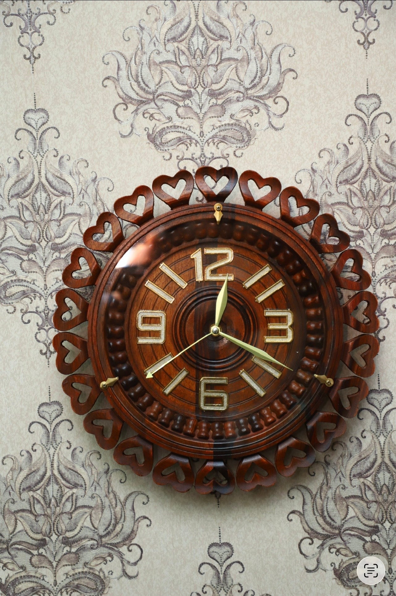 Artisan Heart Border Polished Wood Wall Clock (16-inch)